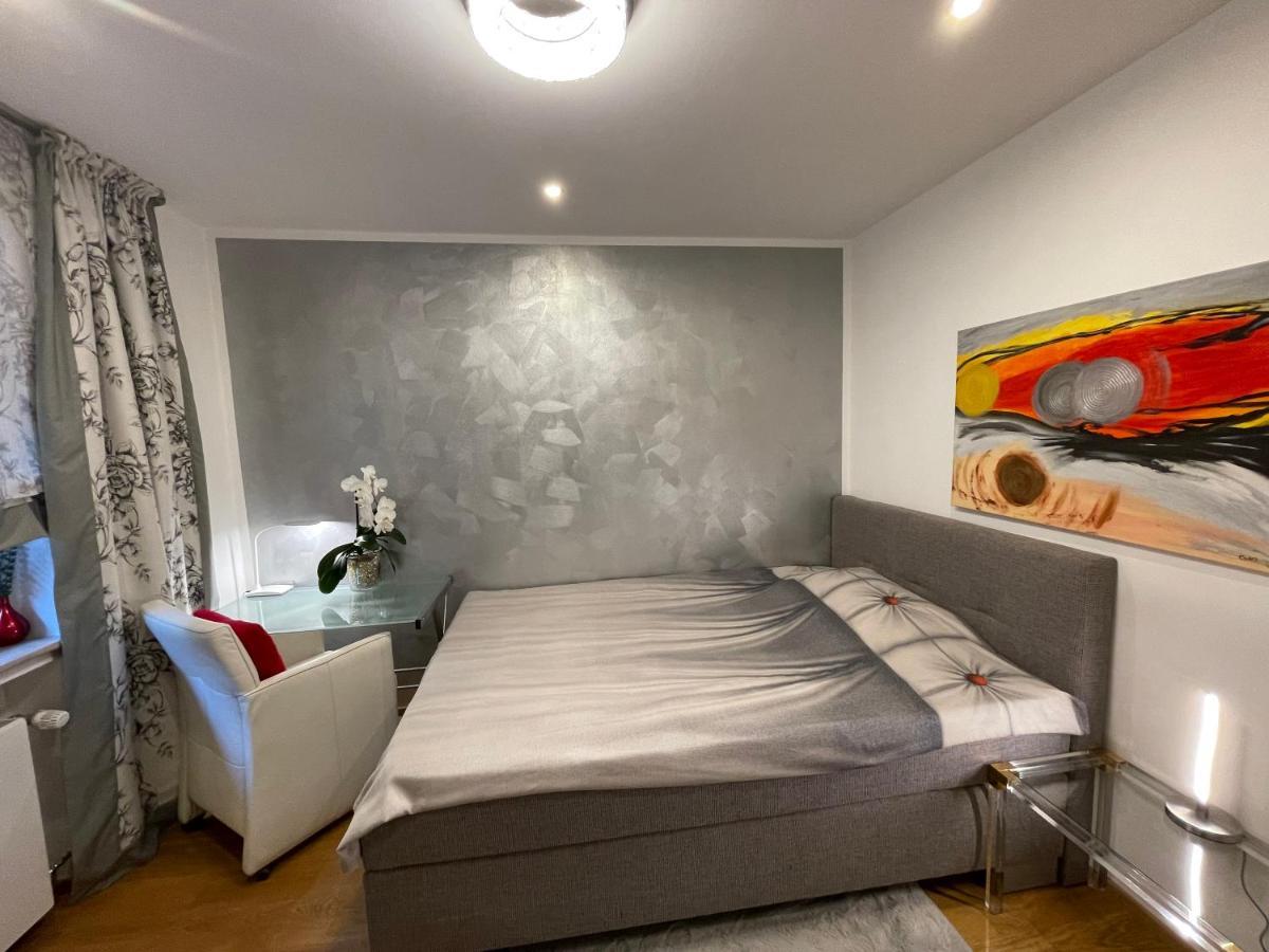 Airport Rooms Waldblick Κολωνία Εξωτερικό φωτογραφία