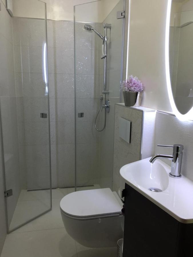 Airport Rooms Waldblick Κολωνία Εξωτερικό φωτογραφία